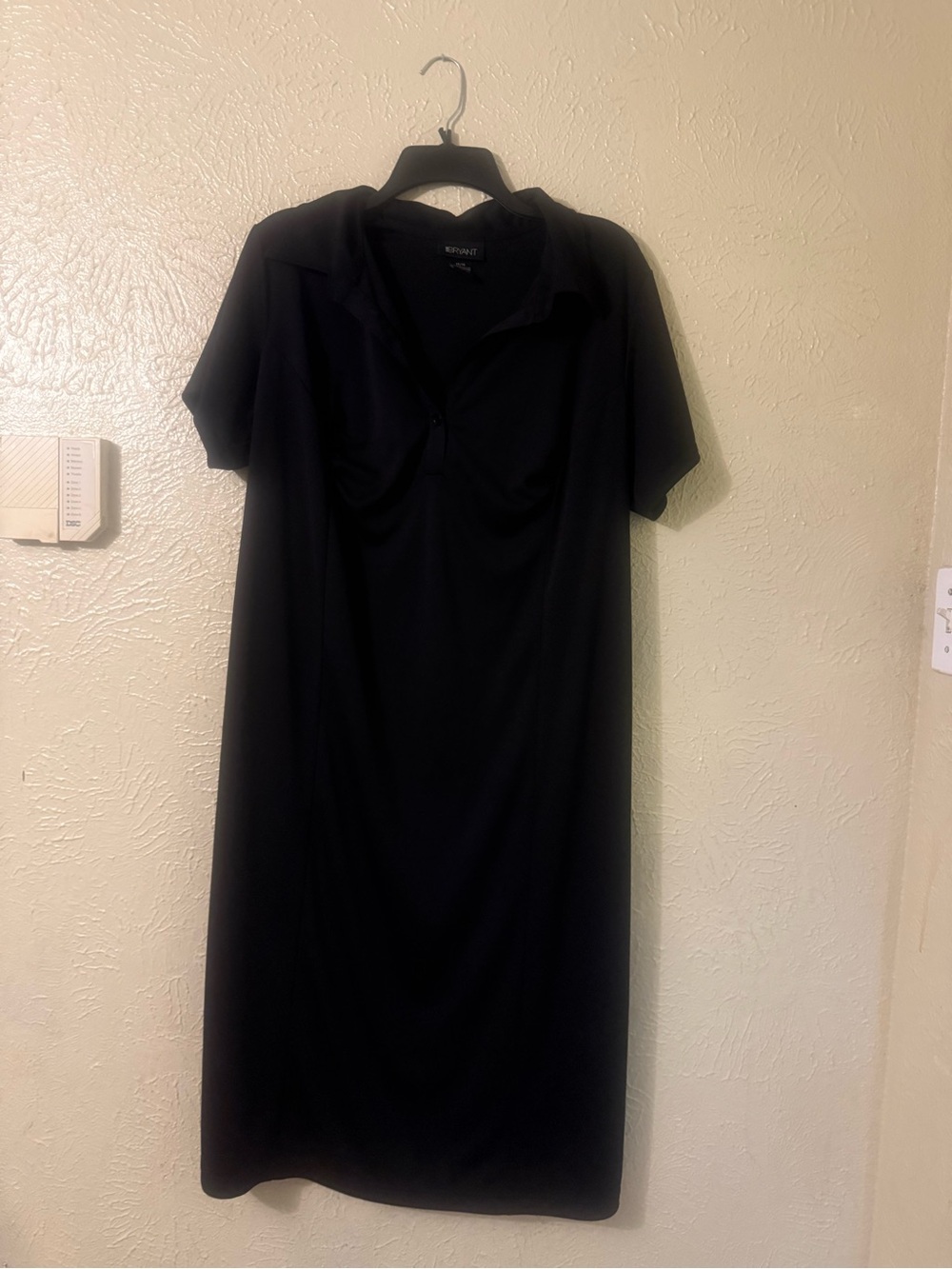Lane Bryant Black Collared Polo Midi Dress size (14-16) – Plus Size